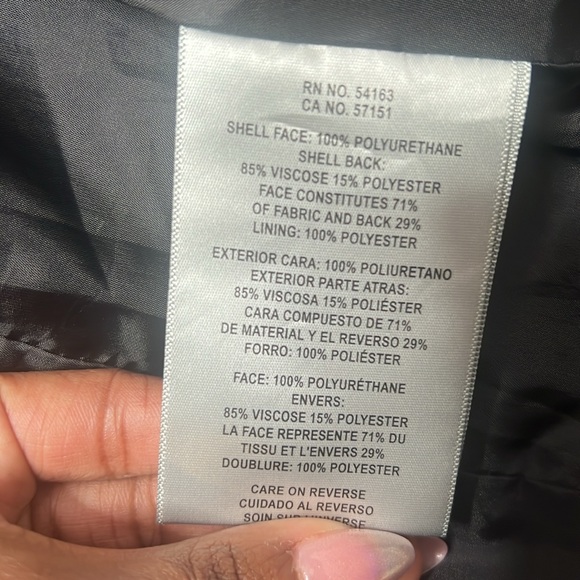 Women’s Levi Strauss Black Faux Leather Jacket Size Medium - Picture 4 of 9